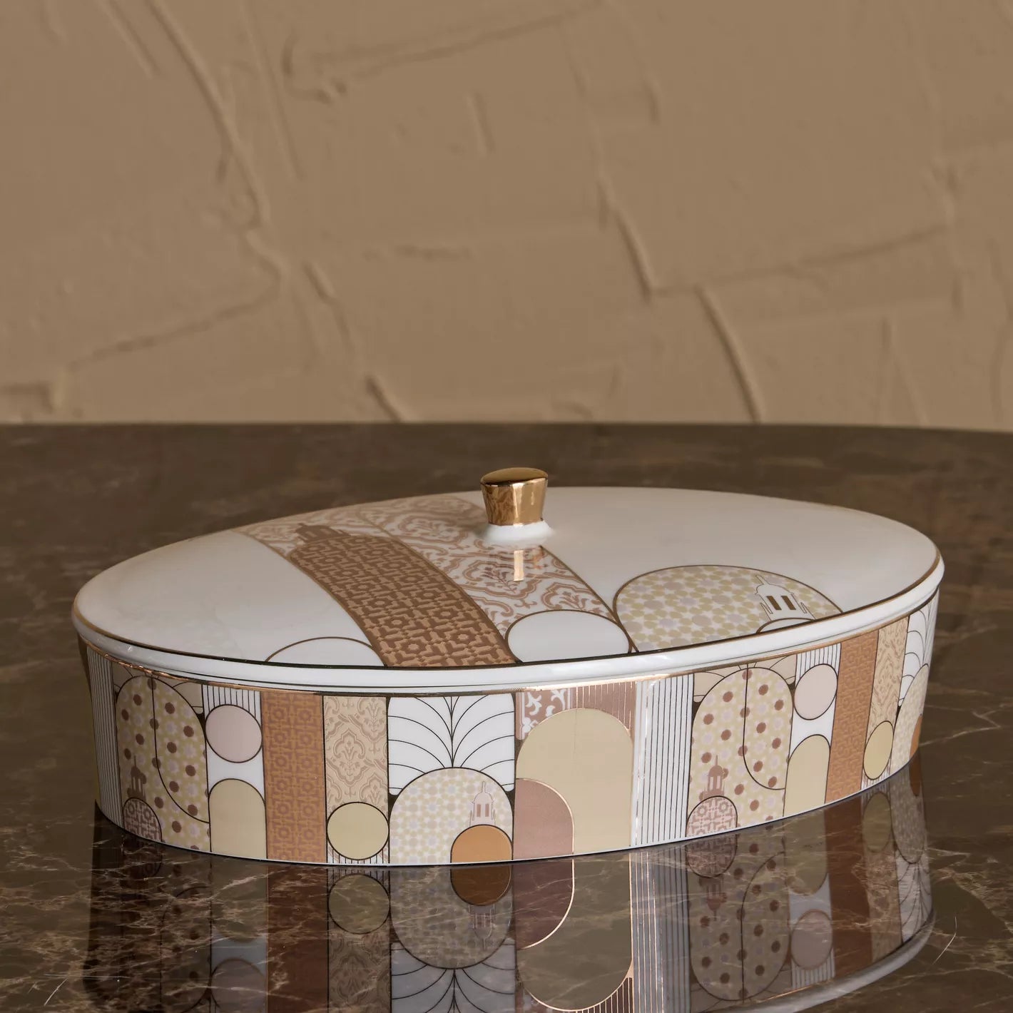 طبق المآذن البيضاوي المغطى 29 سم