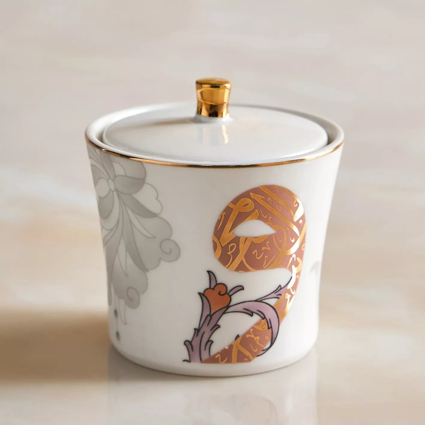 وعاء السكر الخزفي الخطي