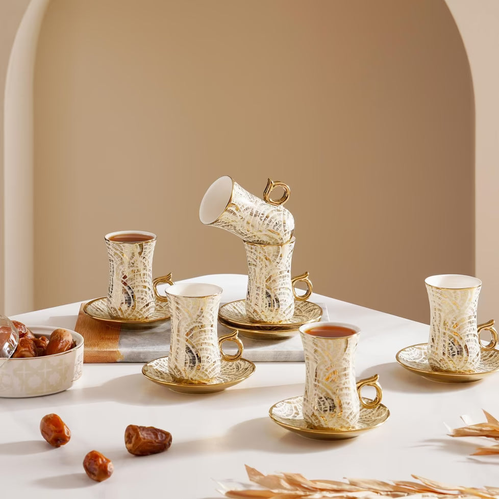 مجموعة أكواب وأطباق الإسبريسو الباروكية من 6 قطع