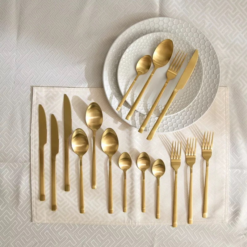 مجموعة أدوات المائدة الأنيقة المكونة من 16 قطعة