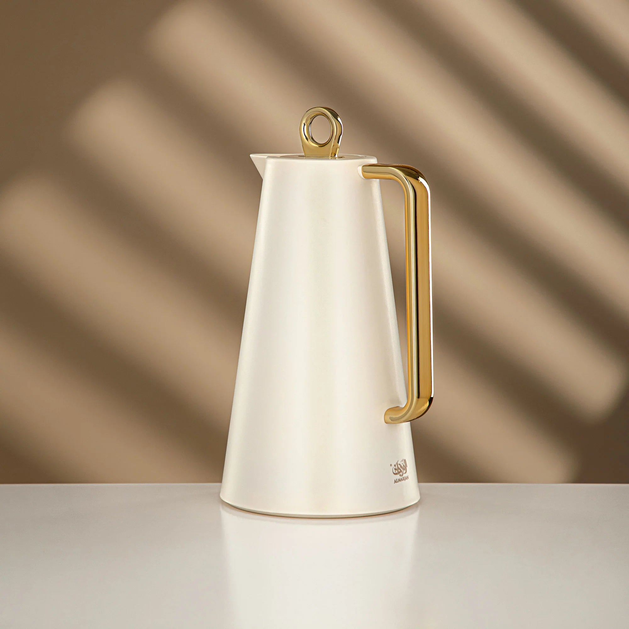 مجموعة قوارير مفرغة من ذا لاينز، 0.7 لتر + 1 لتر، بلاستيك وزجاج، أبيض وفضي