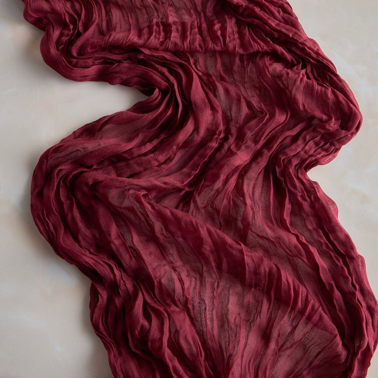 مفرش طاولة بورغندي 90×300 سم