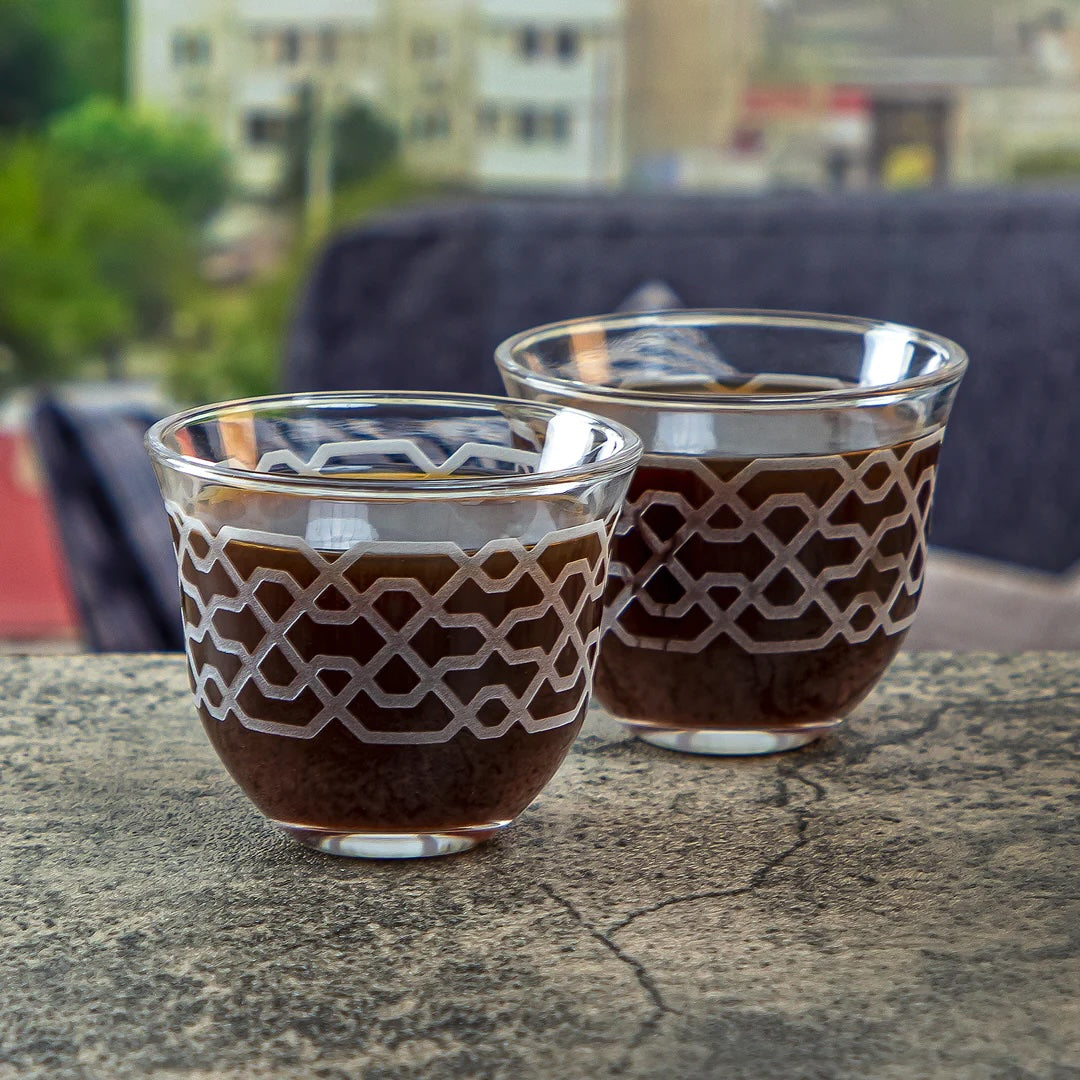 طقم فناجين قهوة عربية زجاجية من أرابيسك، 6 قطع
