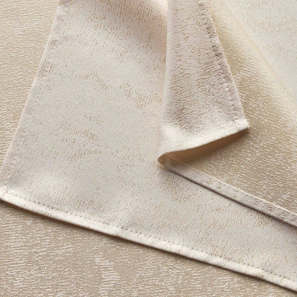 The Sparkle Cloth Napkins Set of 4 in Beige & Gold