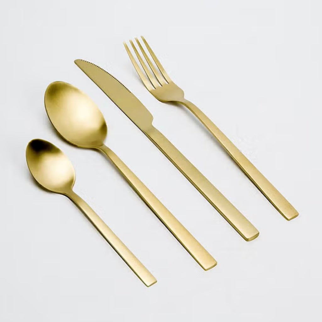 The Elegant Cutlery Set of 16 Pieces