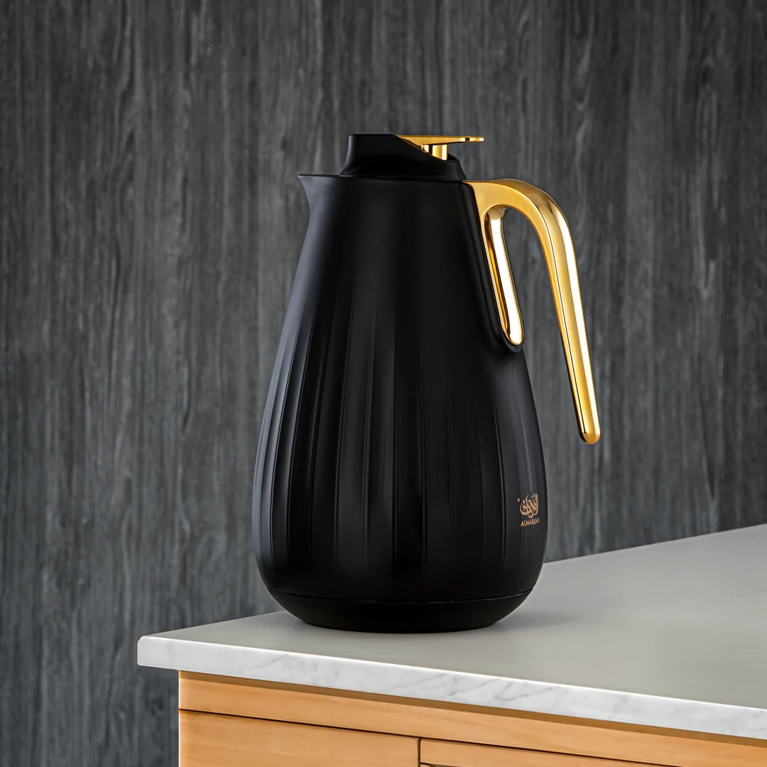 The Grace Vacuum Flask, 1L, Black & Gold