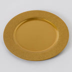 لوحة الشاحن المطروقة باللون الذهبي