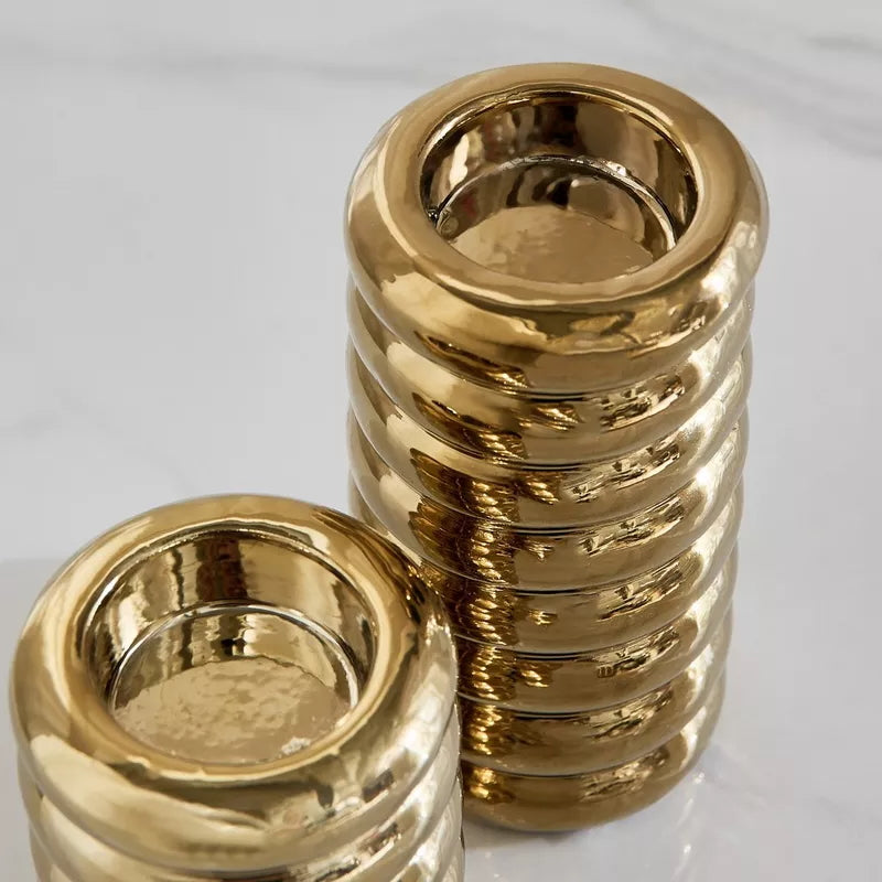 مجموعة جليم من حاملي الشموع