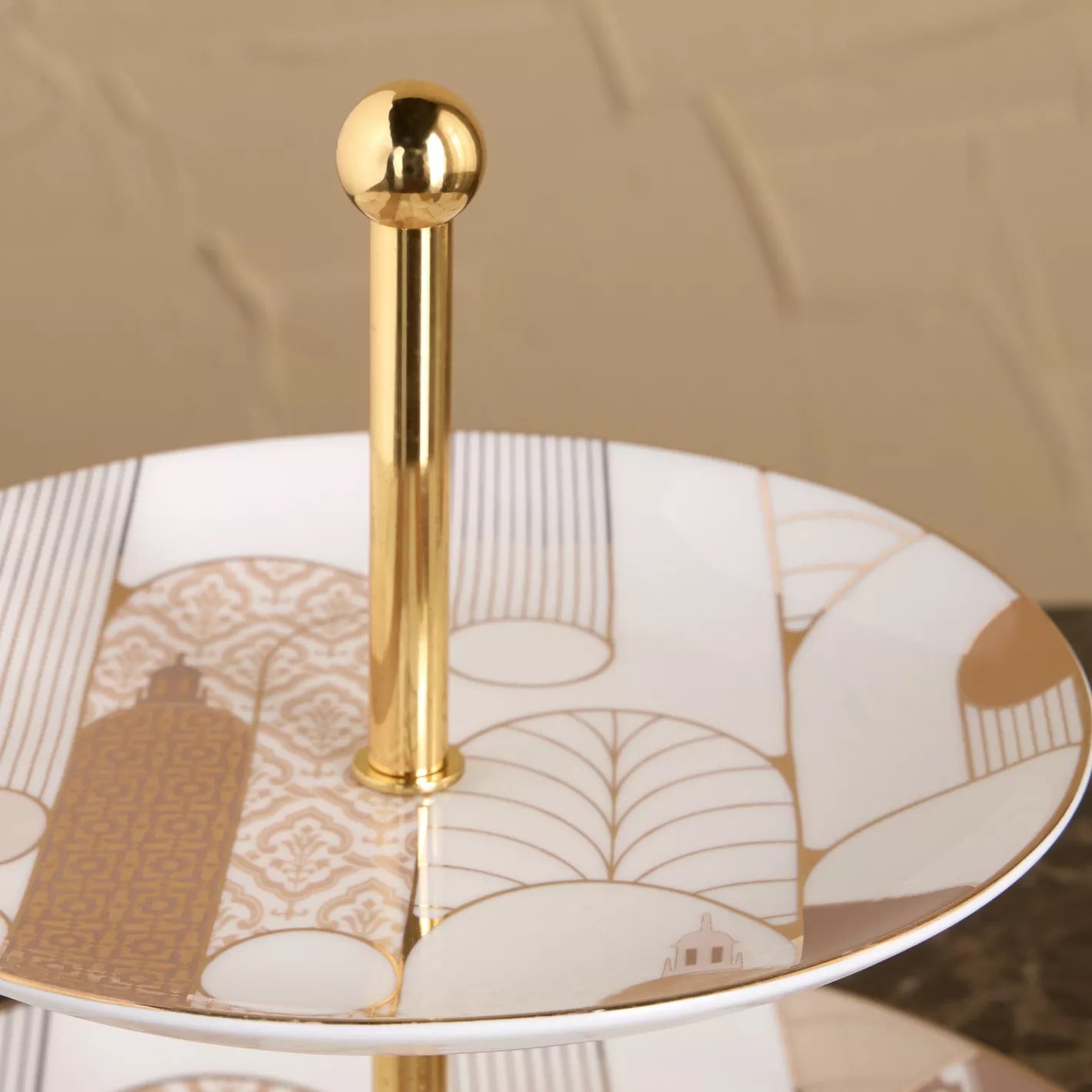 حامل تقديم من طبقتين من ذا ميناريتس، ​​25 سم